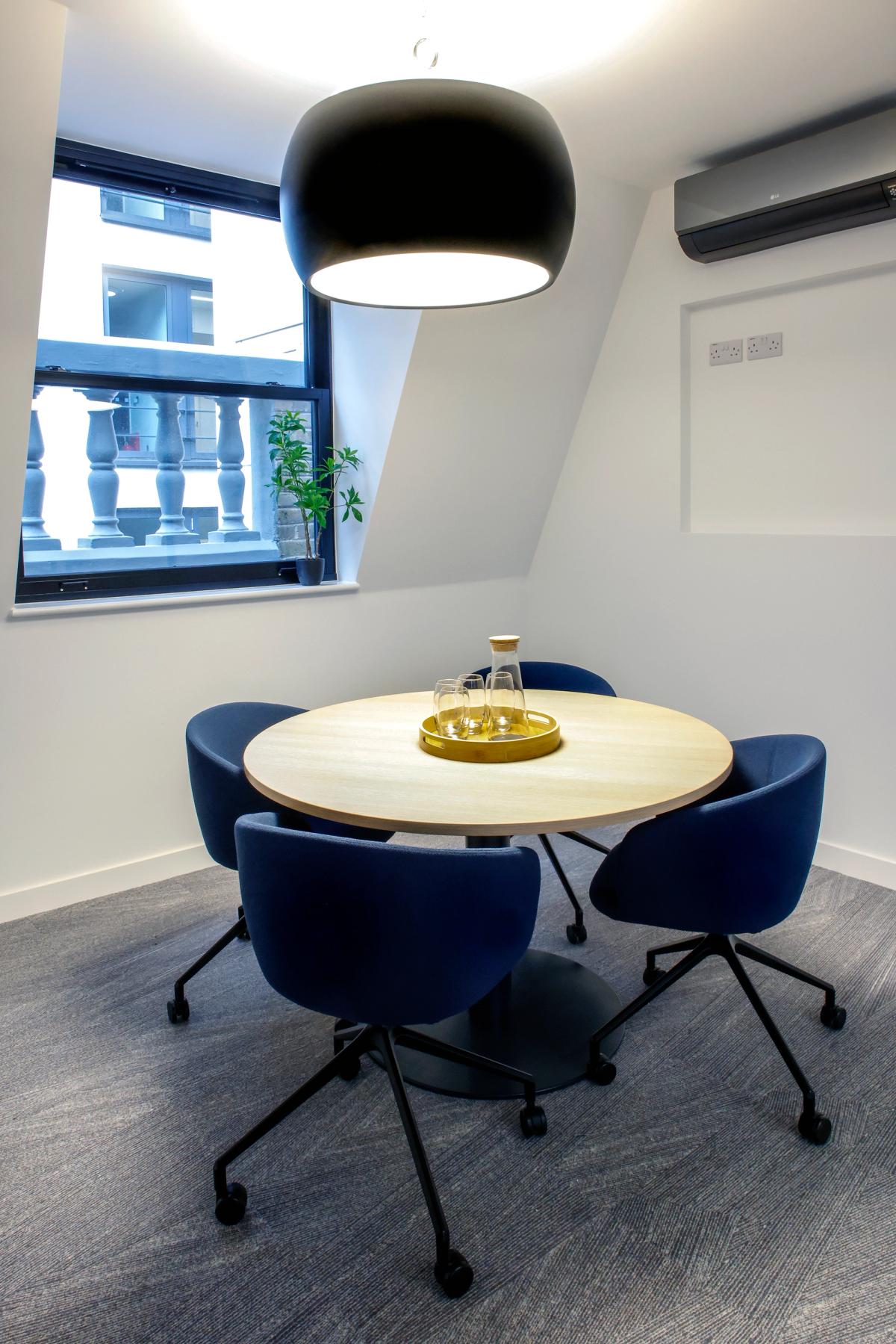 1 Red Lion Court, London