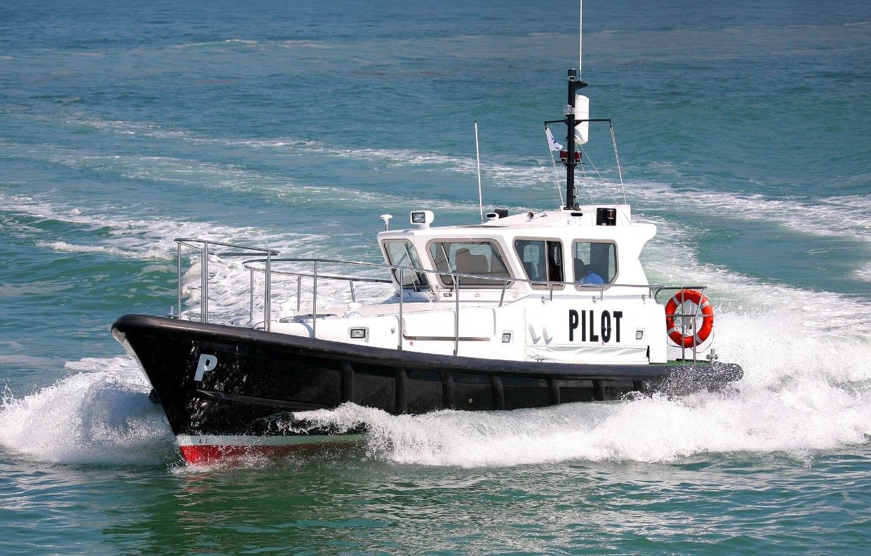 10m Pilot Boat thumbnail 2