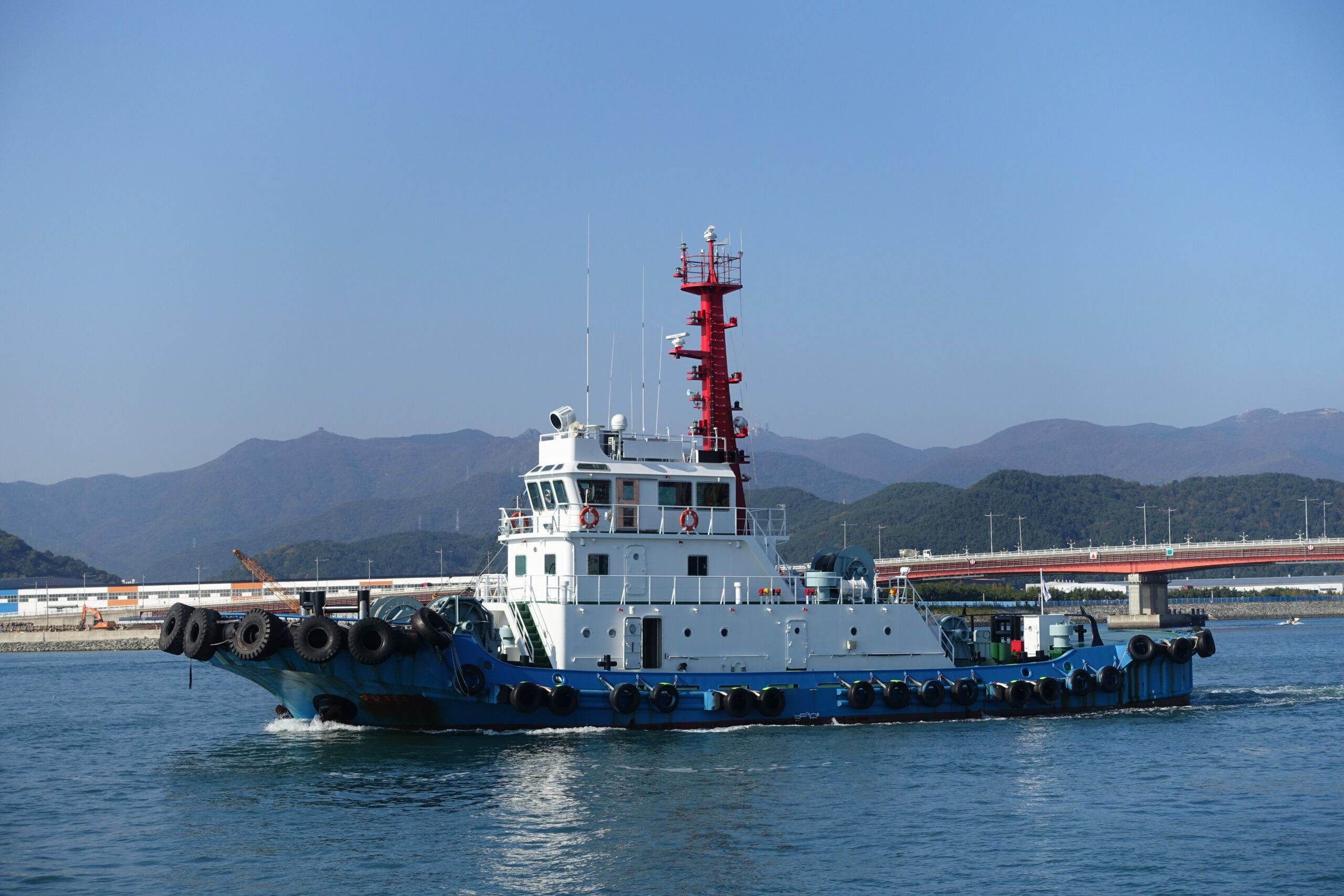 Korean Built 65t BP ASD Tug thumbnail 2