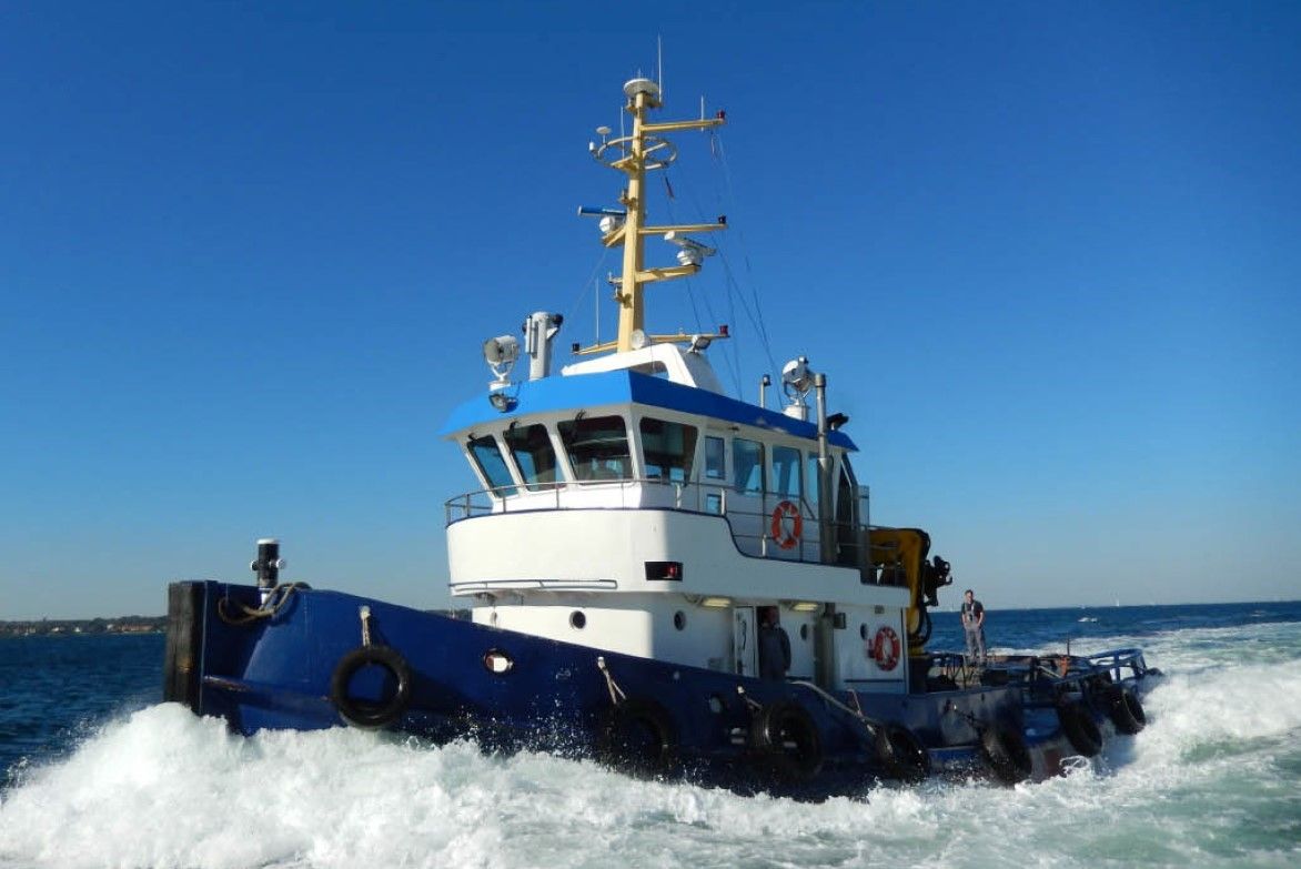 Single Screw Tug thumbnail 2