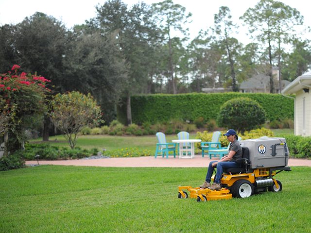 Ride on mower