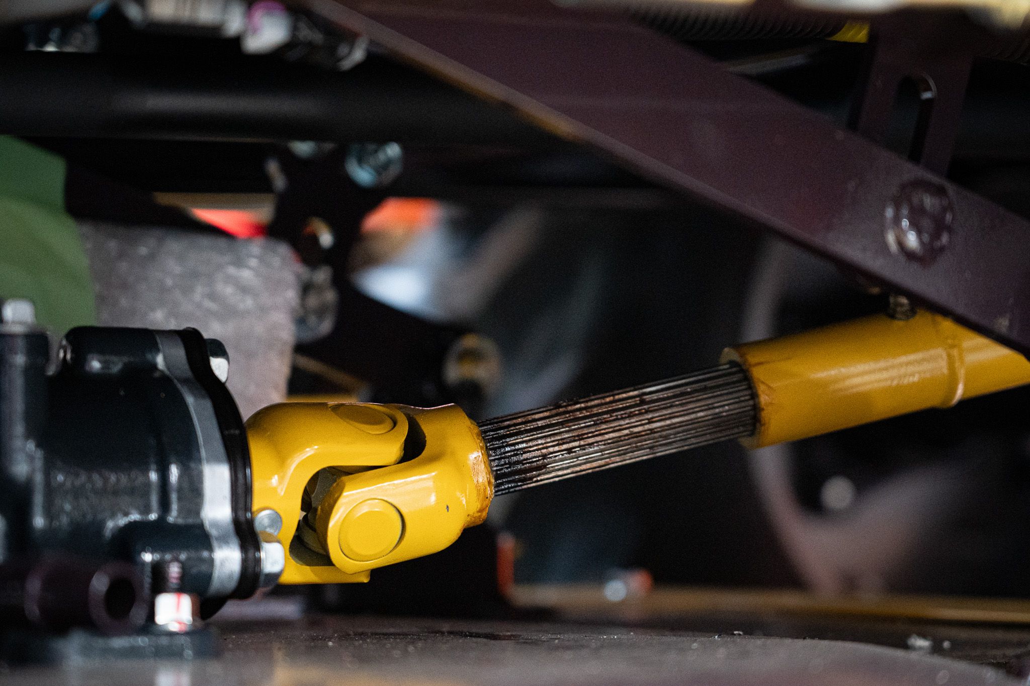 Canycom's shaft drive deck