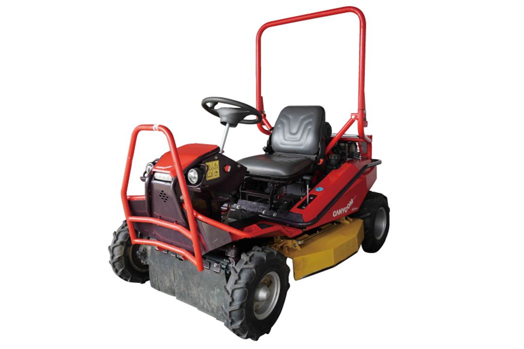 Canycom brush online mower