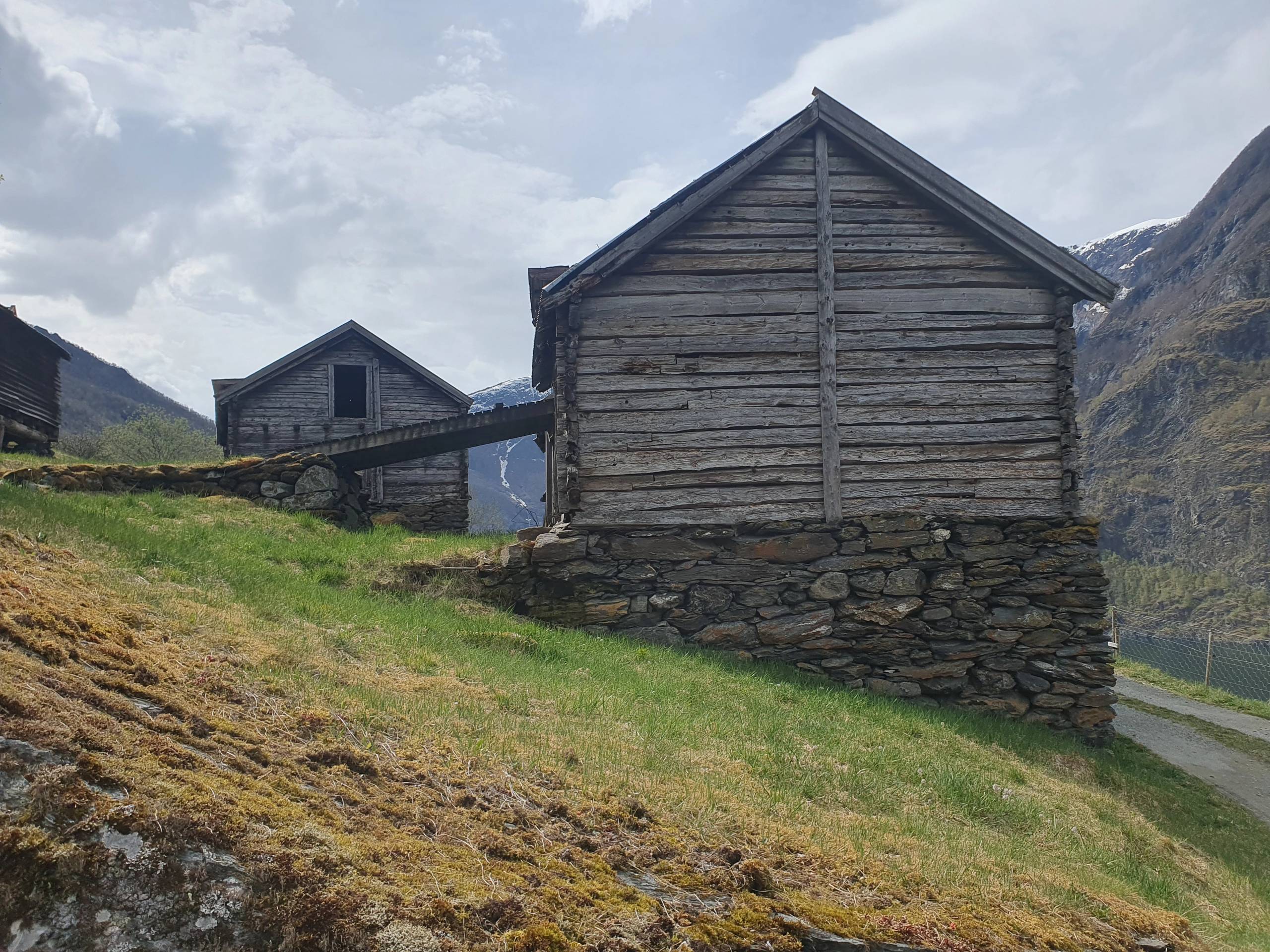 Otternes - Historic Farm Village in Aurland — 4