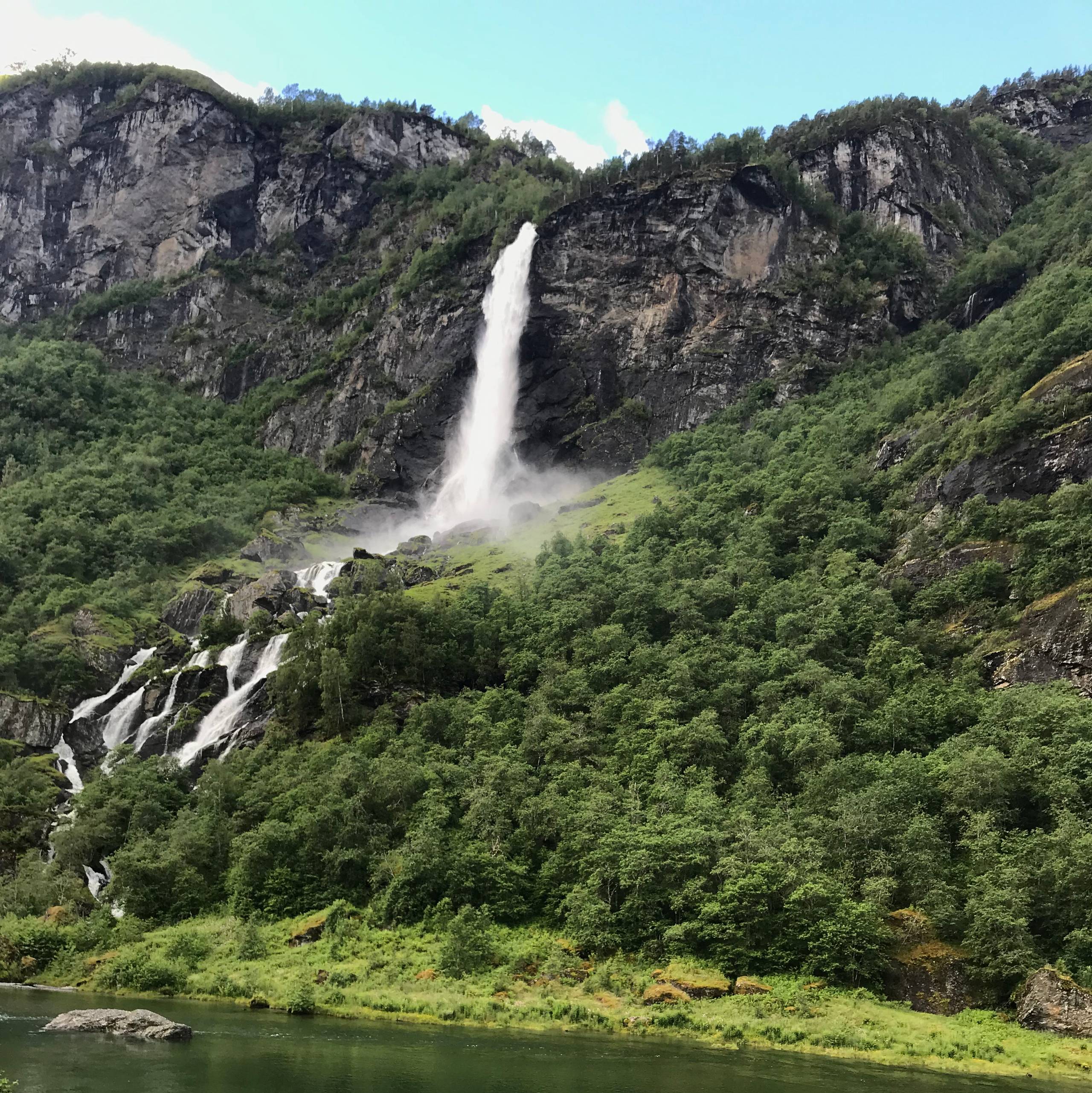 Rjoandefossen Waterfall — 1