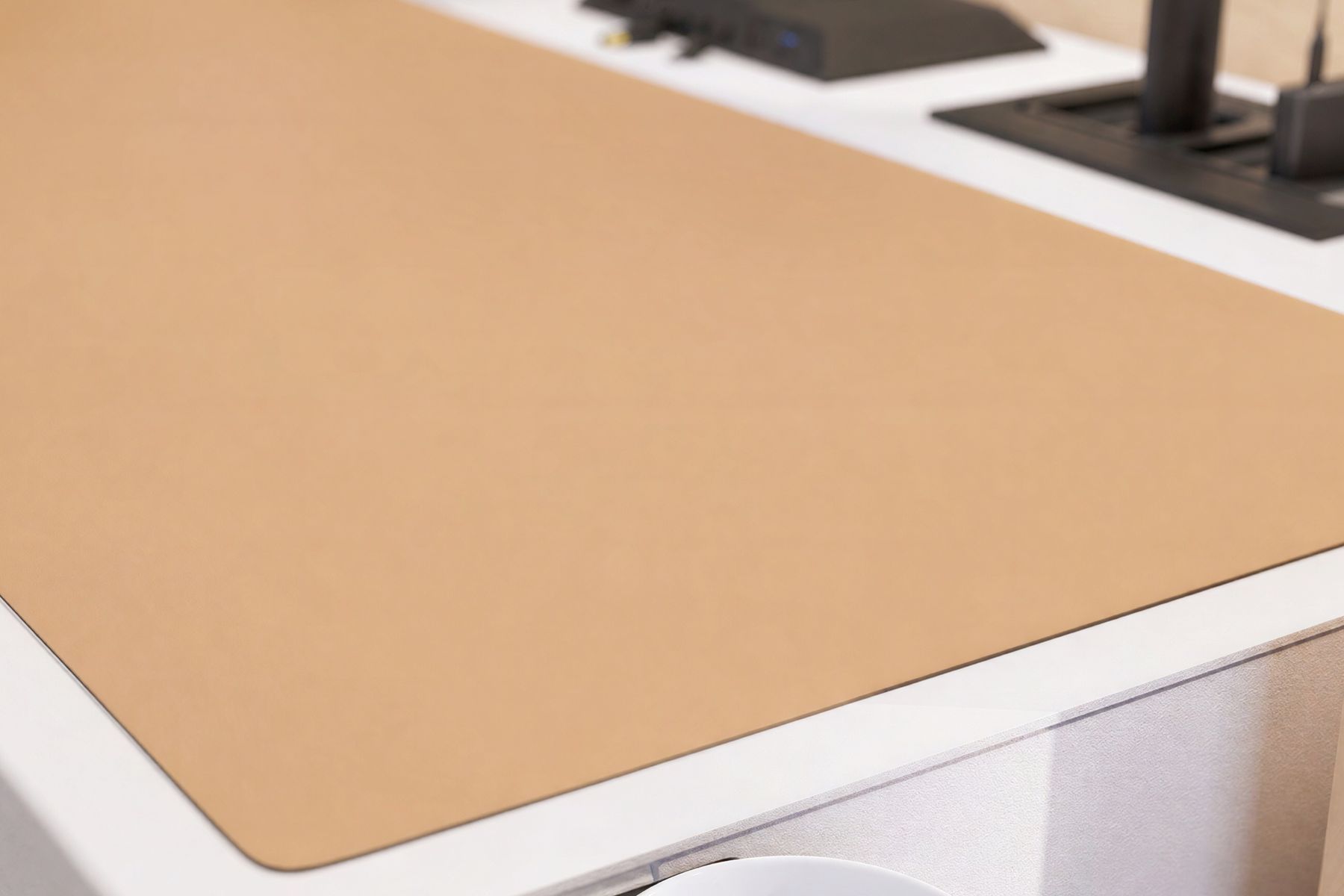 Desk Pad installed on Heckler Lectern 4U.