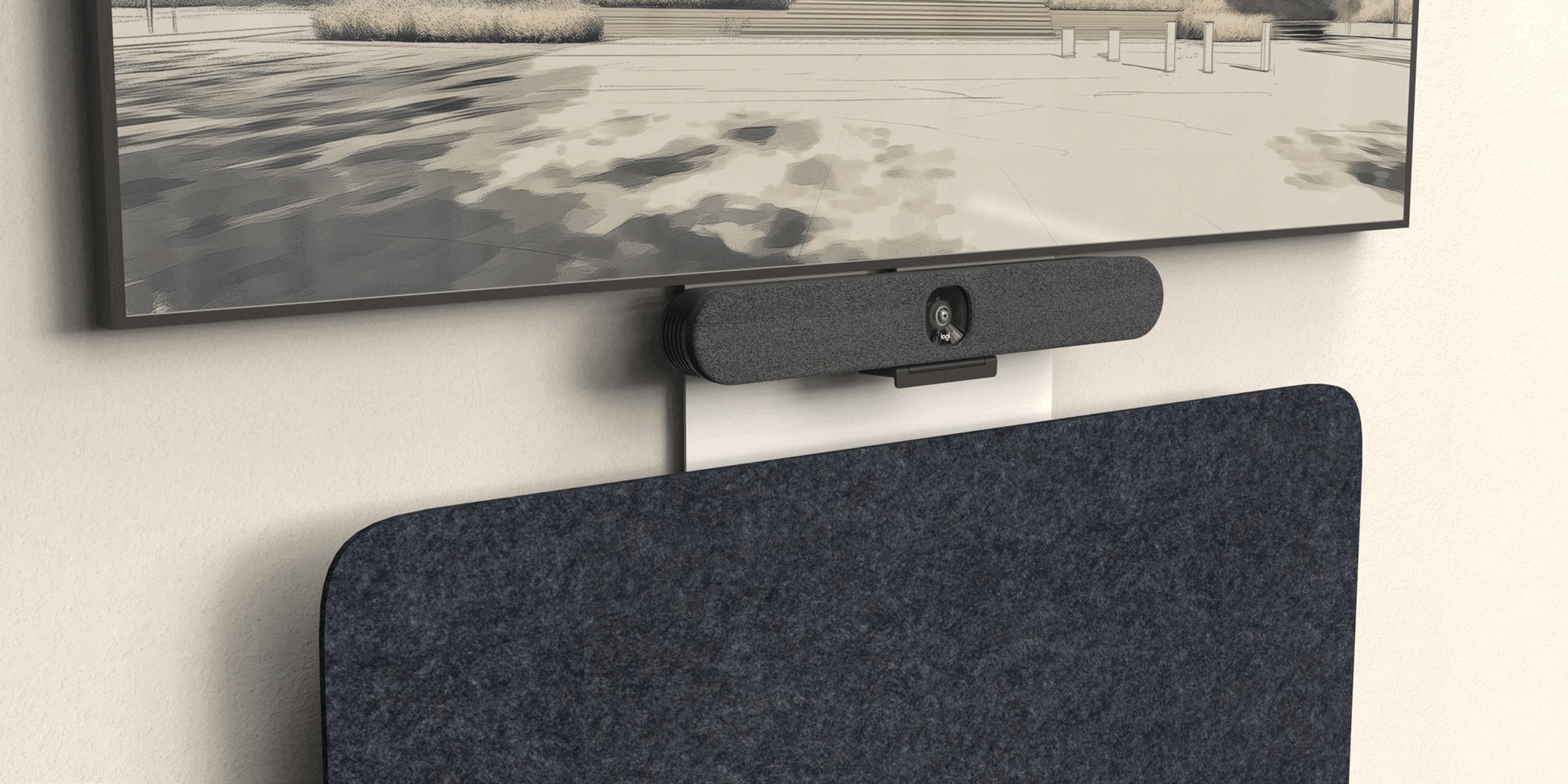 Three mounting positions for display and camera height.