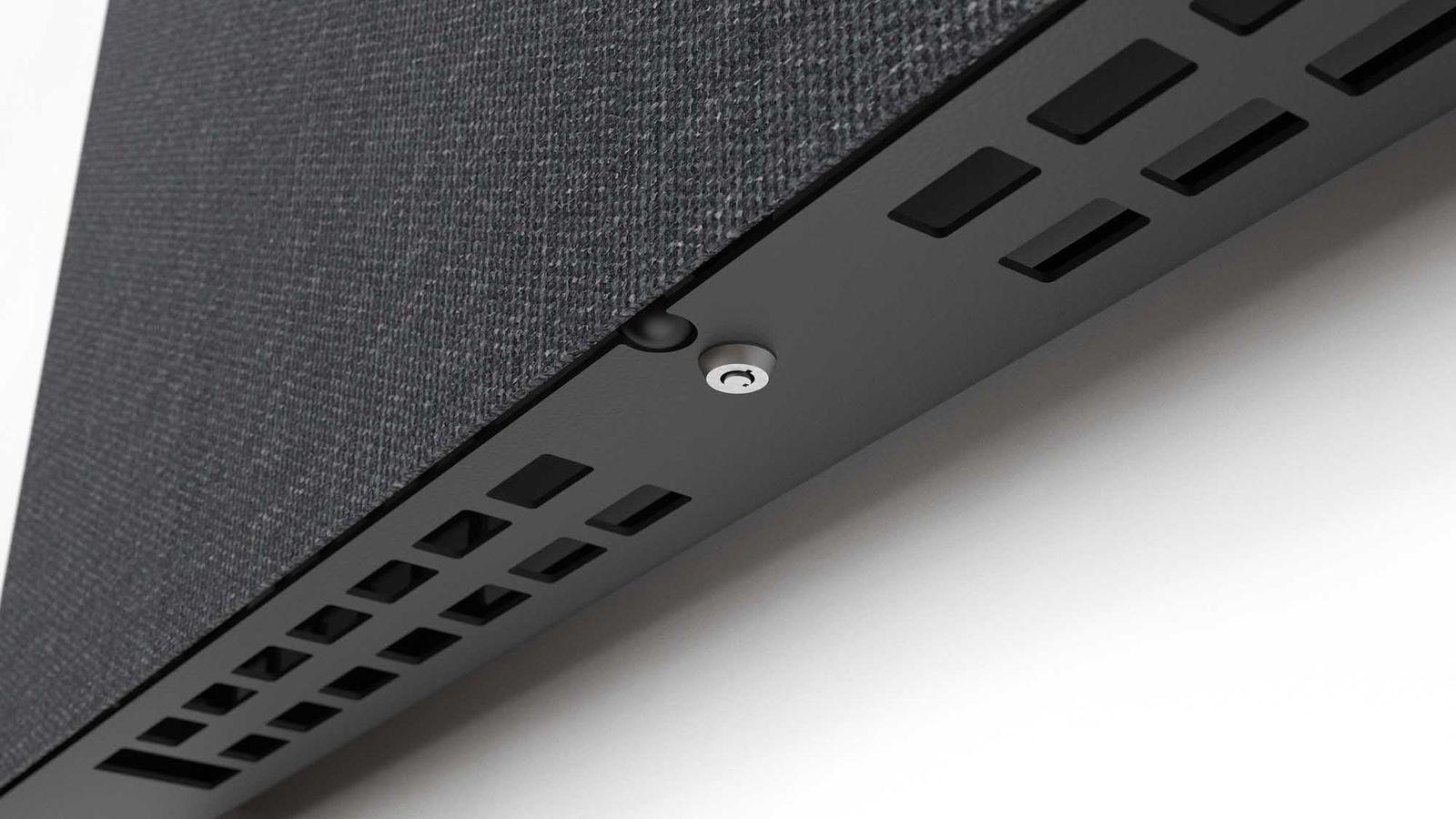 Lockable front panel.
