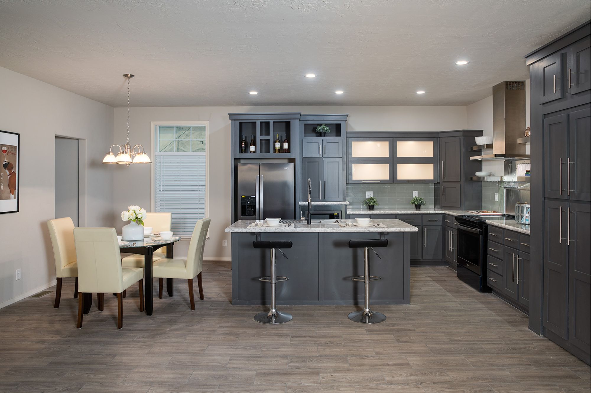 Hidden Creek HC6563P kitchen 1
