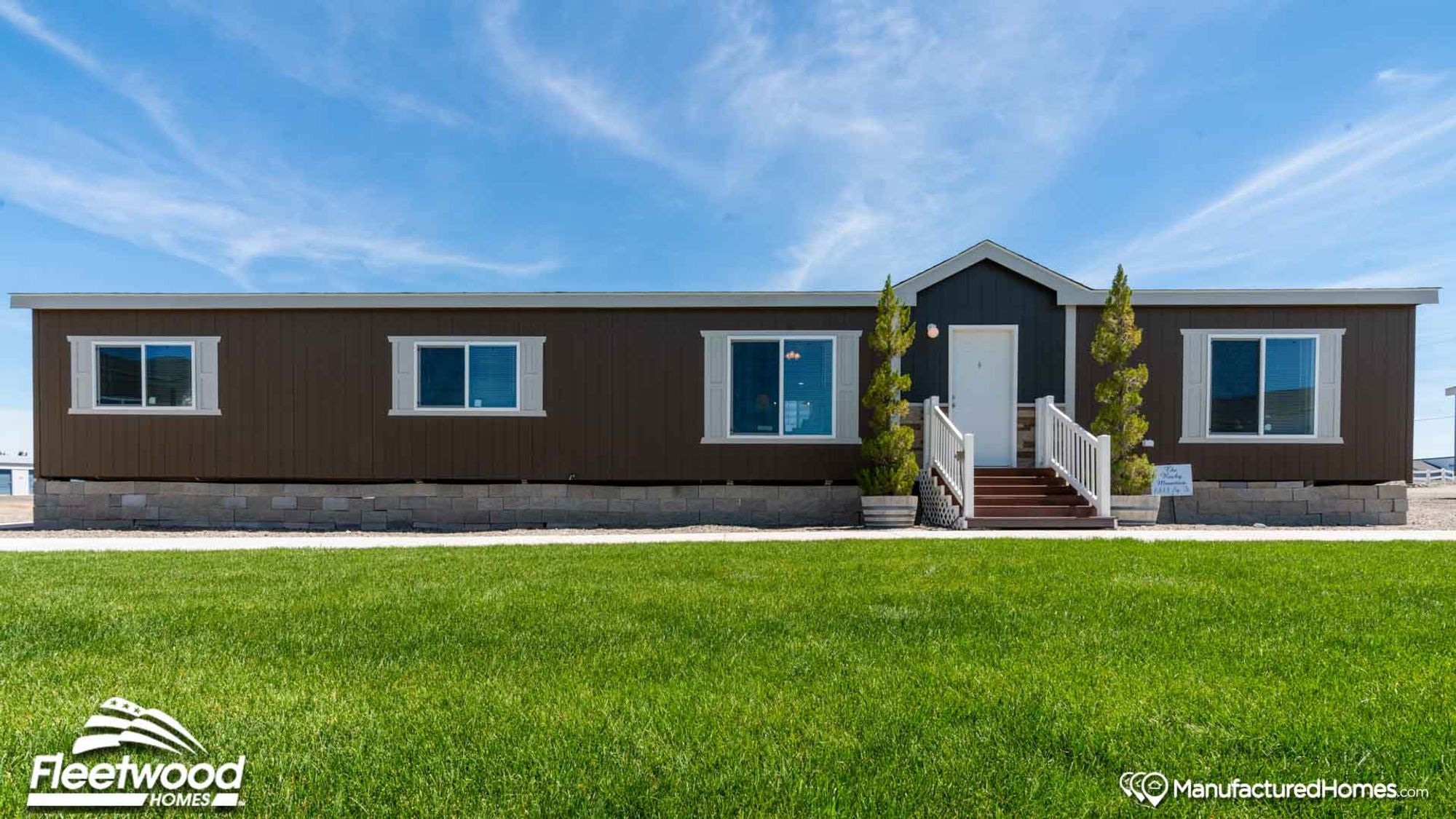 Long single-story house option