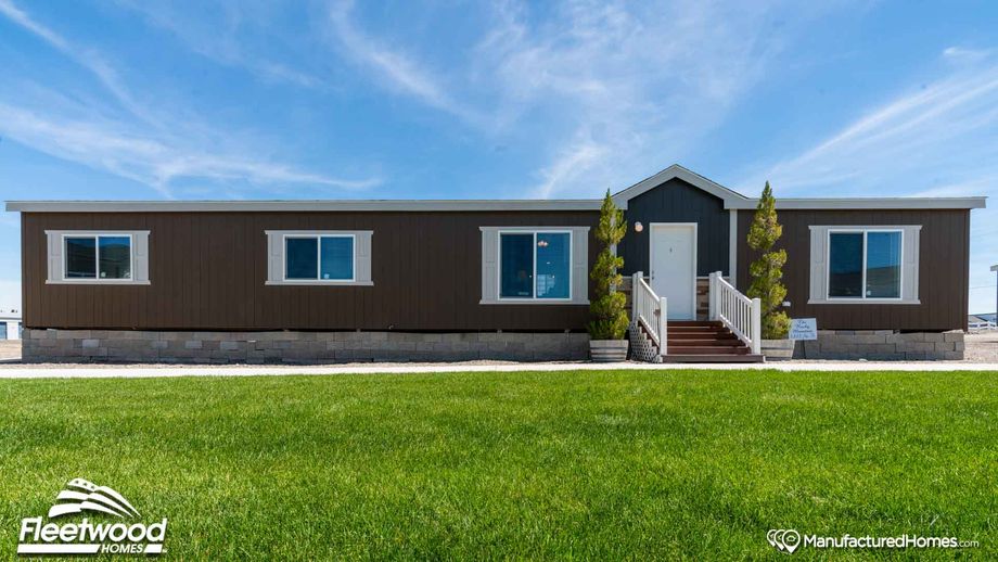 Long single-story house option