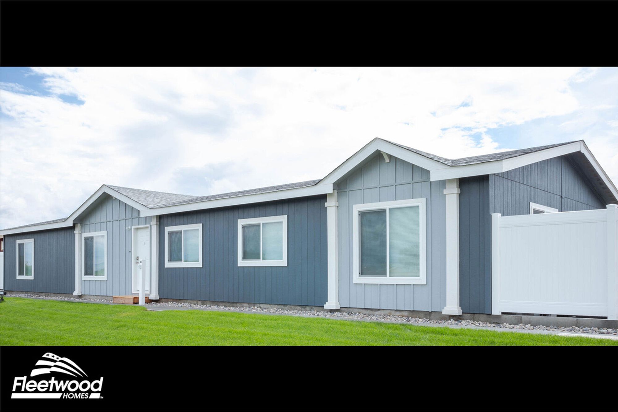 Long single-story house option
