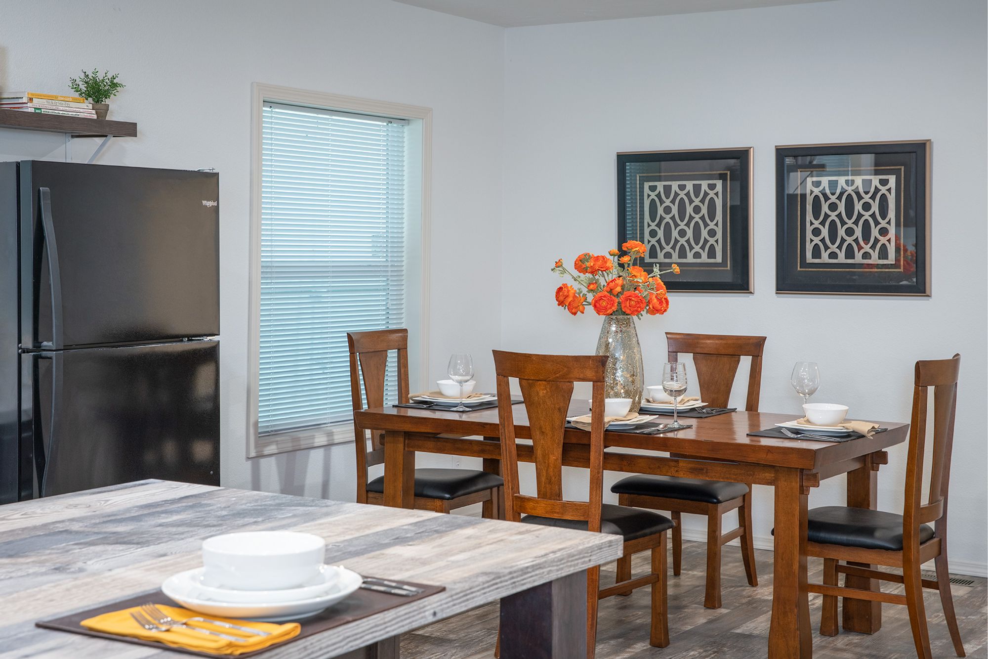 Hidden Valley HV4764M Dining Room 2