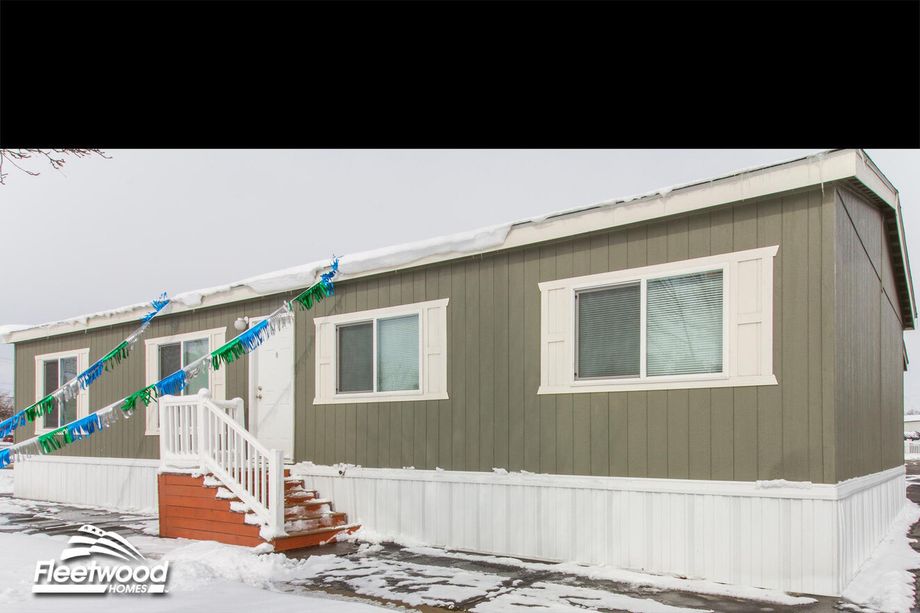 Long single-story house option