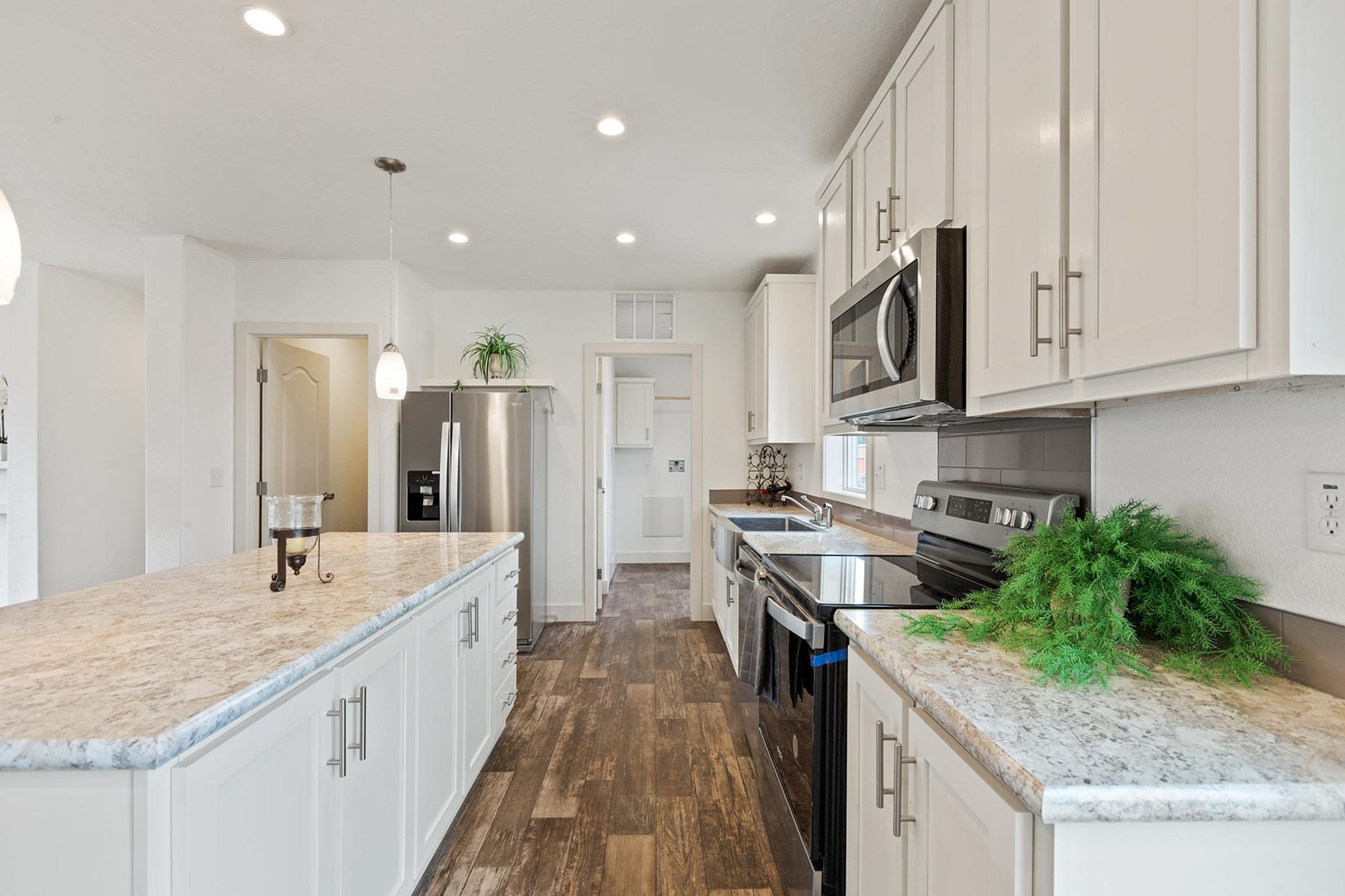 Kitchen 6
