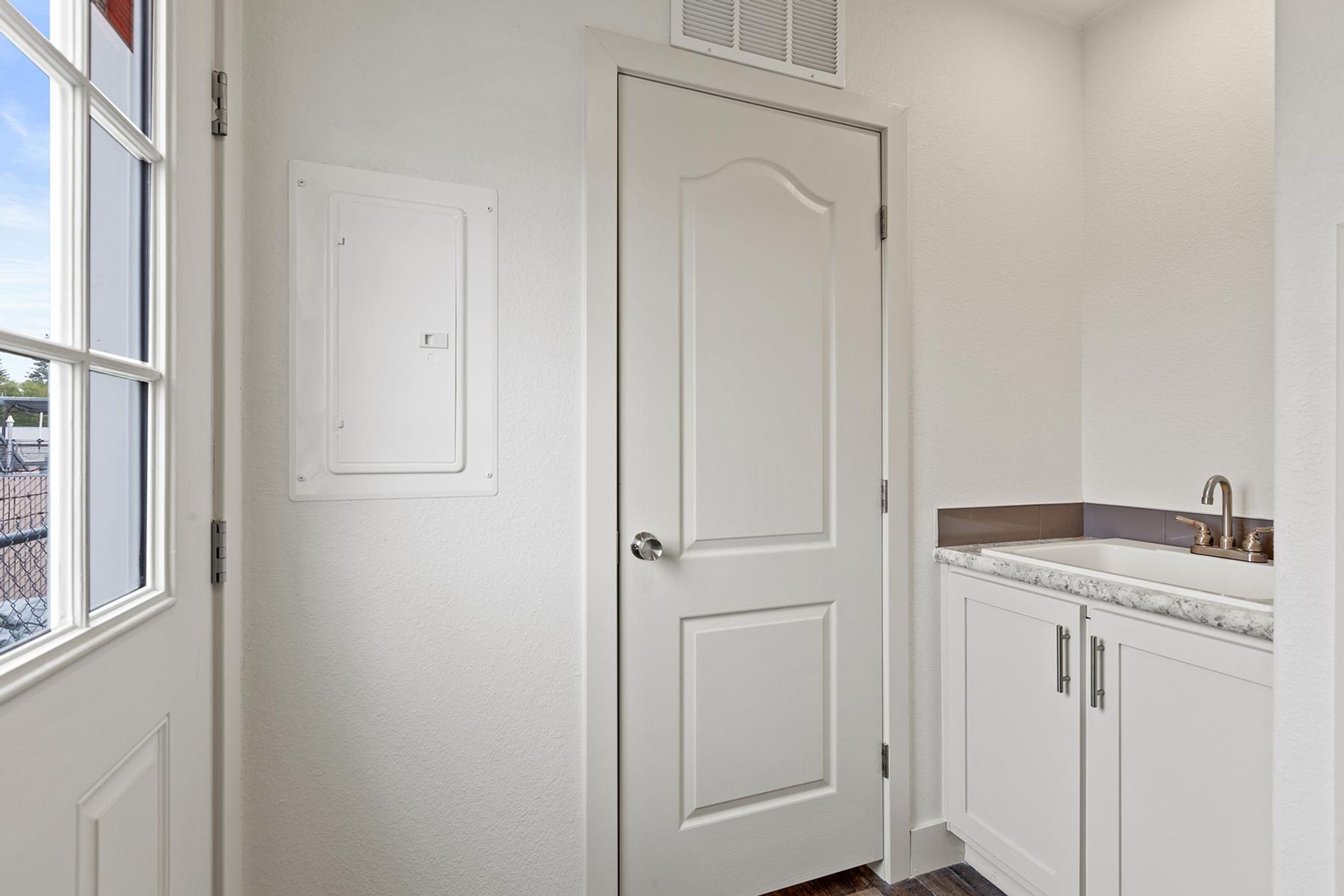 Laundry Room 2