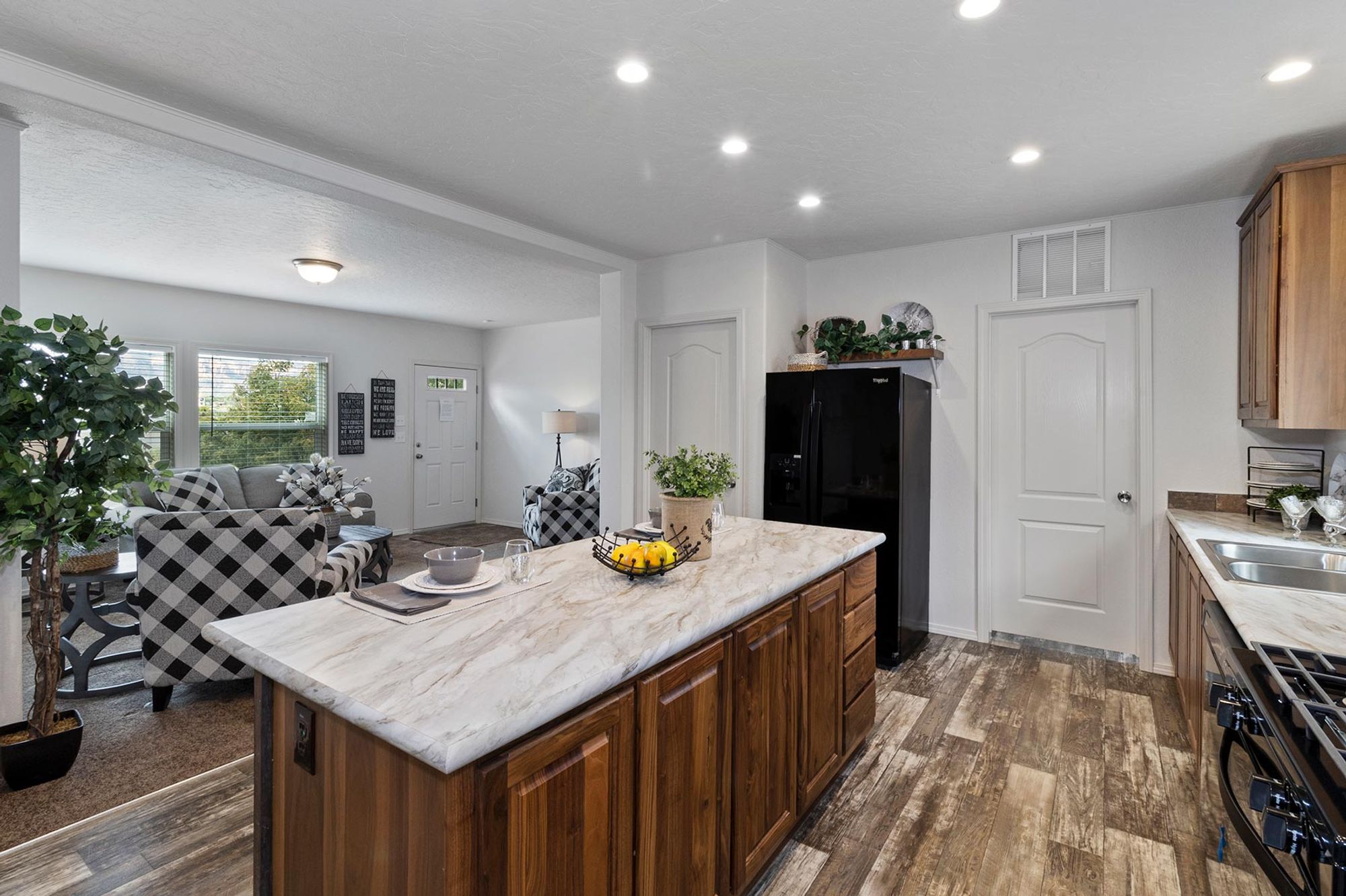 Kitchen 3