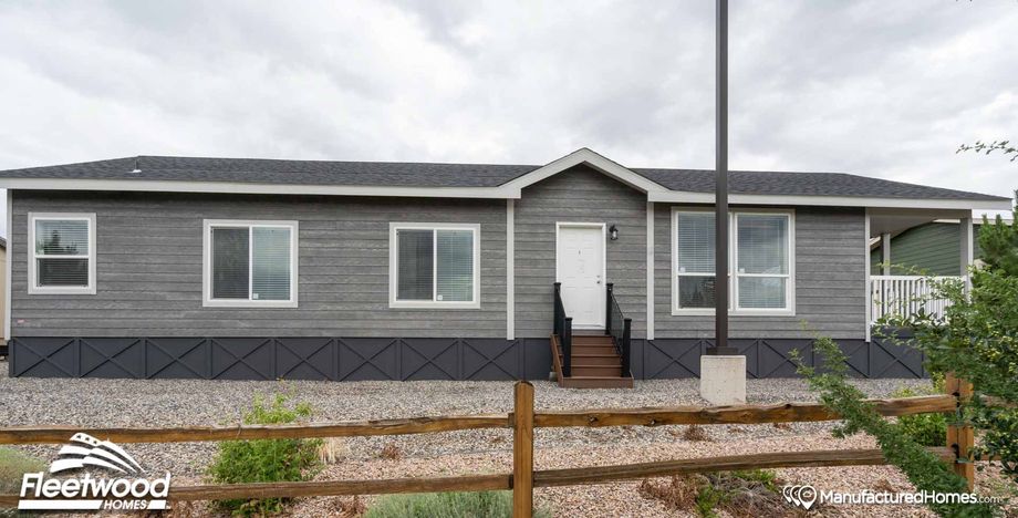 Long single-story house option