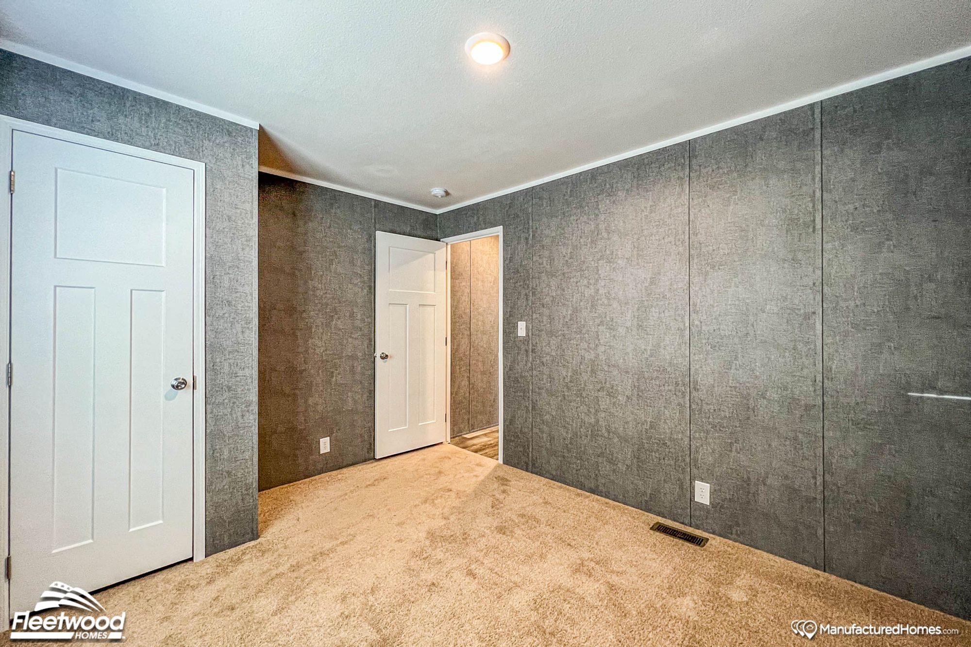 Mid-sized empty room