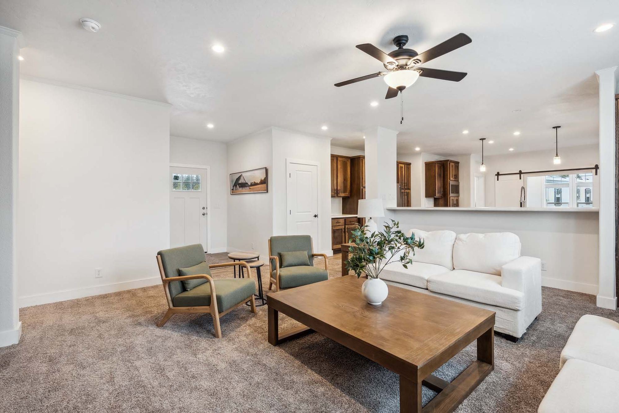 selkirk advantage living room 4
