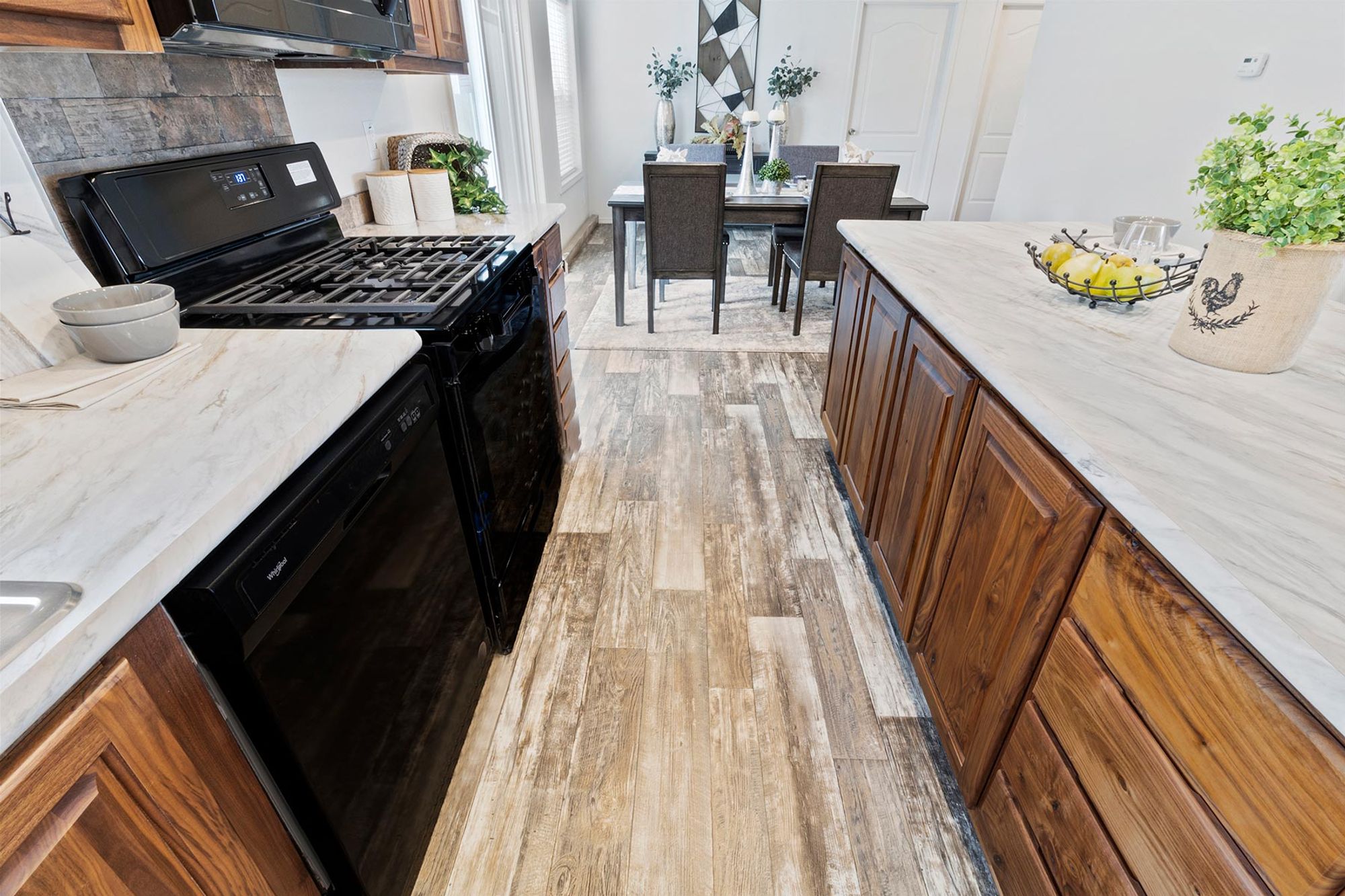 Kitchen 4
