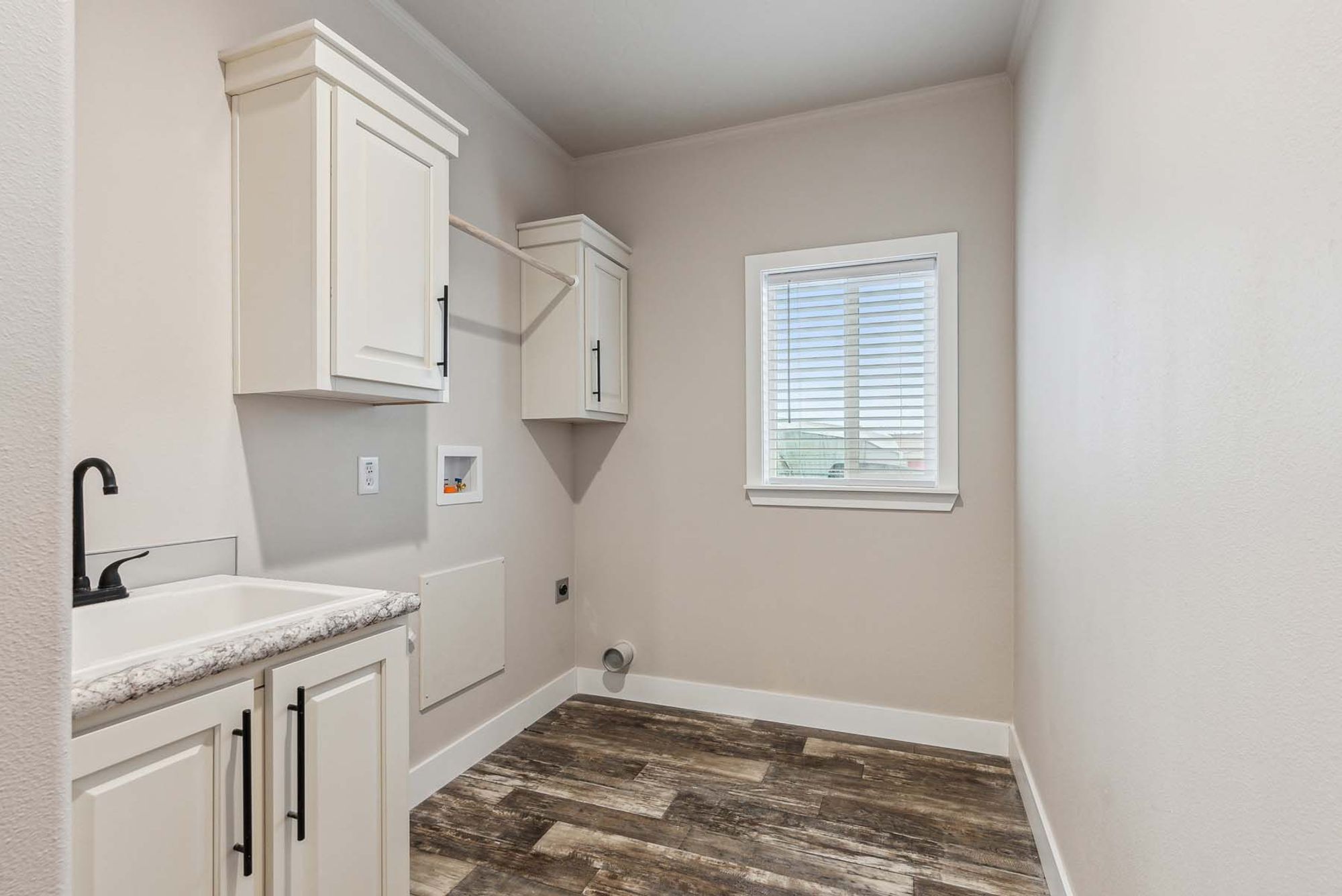 Hidden Valley Estates HV6764M Utility Room