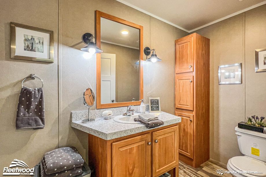 Small bathroom with a single sink
