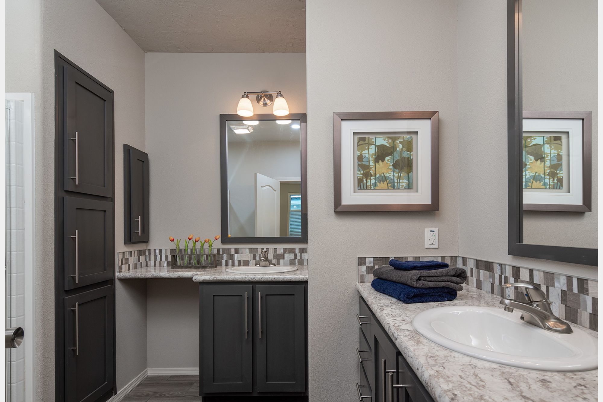 Hidden Creek HC6563P master bath 3