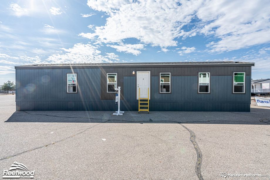 Long single-story house option
