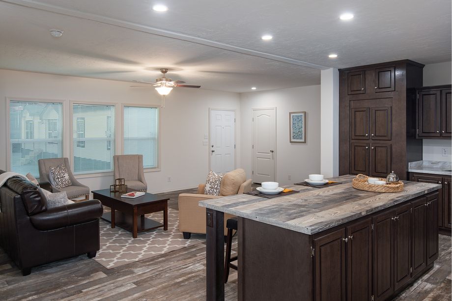 Hidden Valley HV4764M Kitchen 3