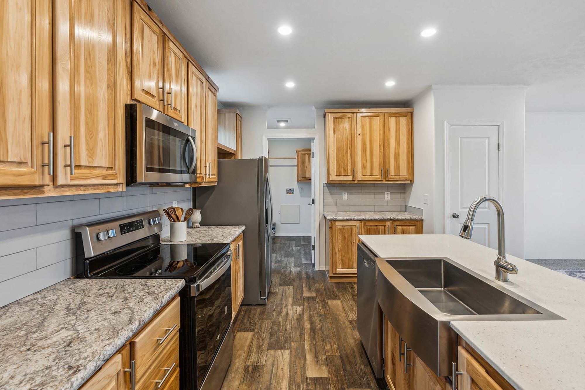 dreamworks dw4483b kitchen 3