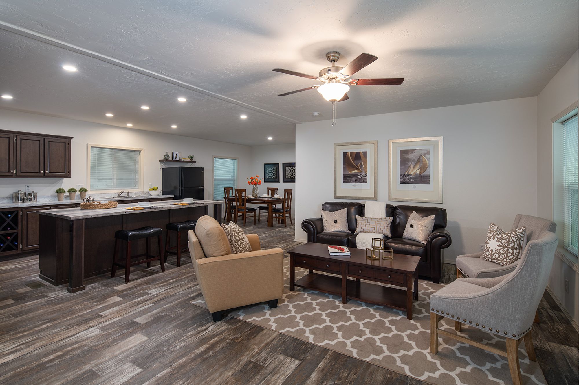 Hidden Valley HV4764M Living Room 1