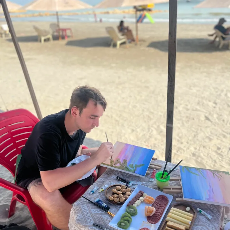 Arte y Brunch frente a la playa