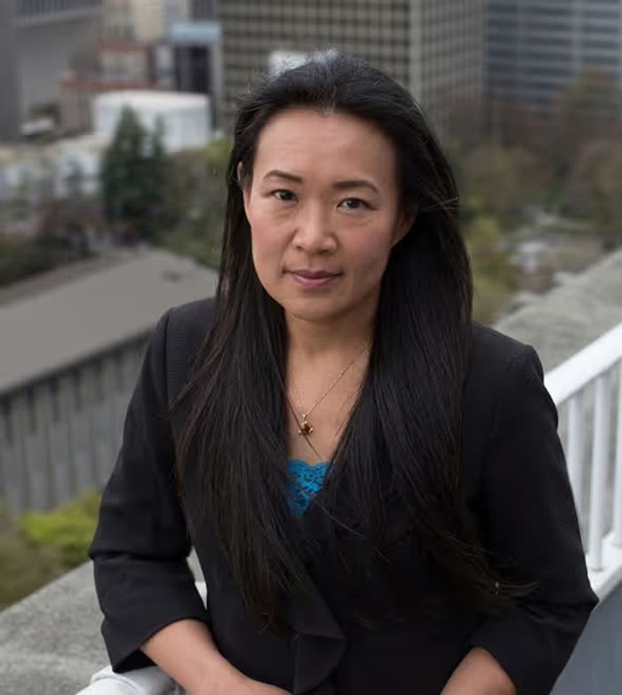 Dr. Shan Yong