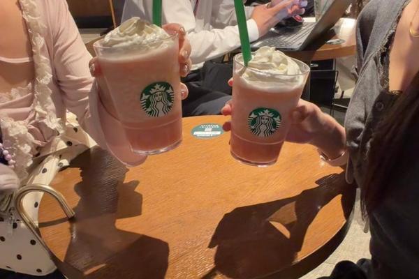 スタッフの近況