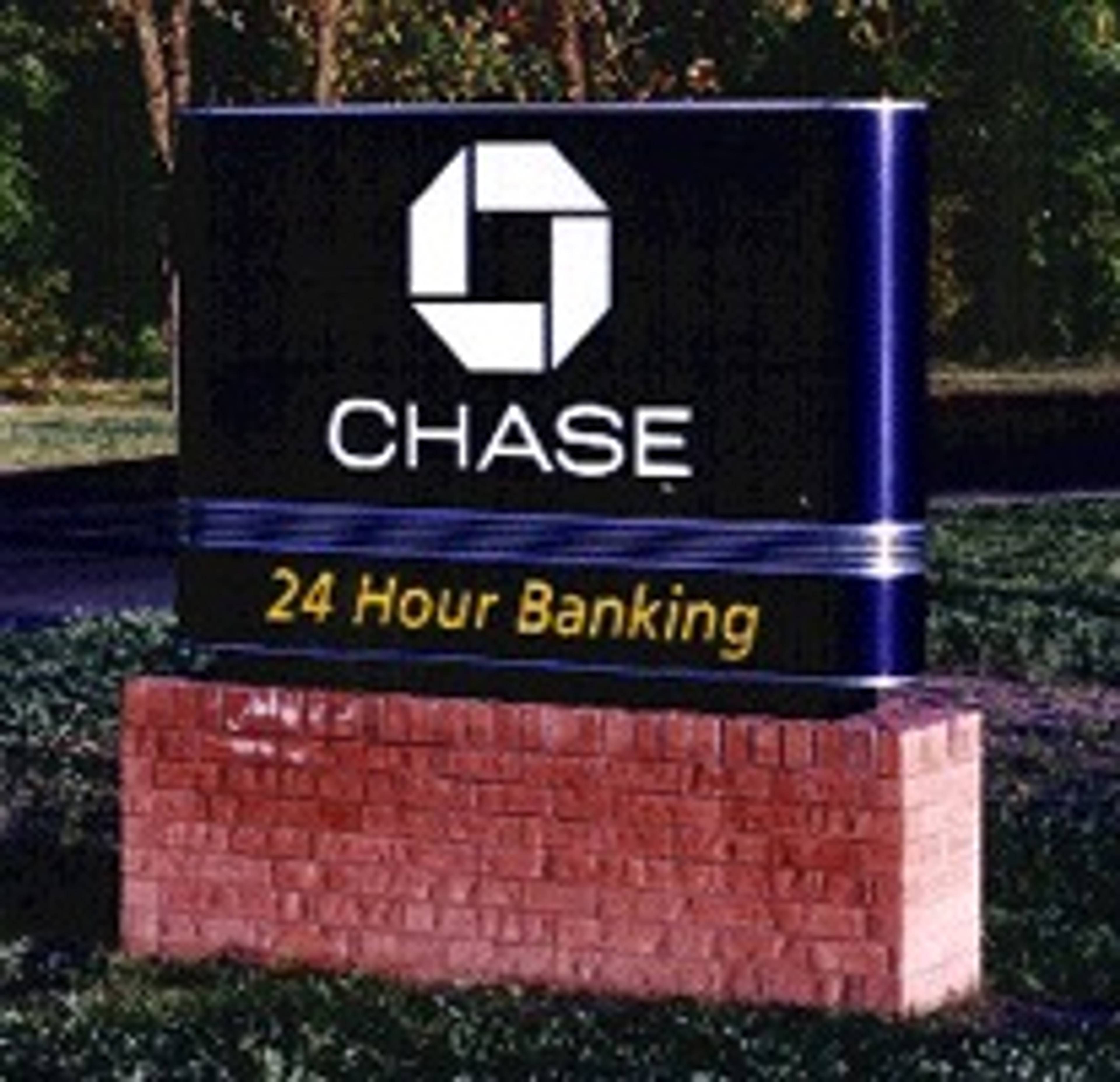 Chase bank 24 hours banking sign