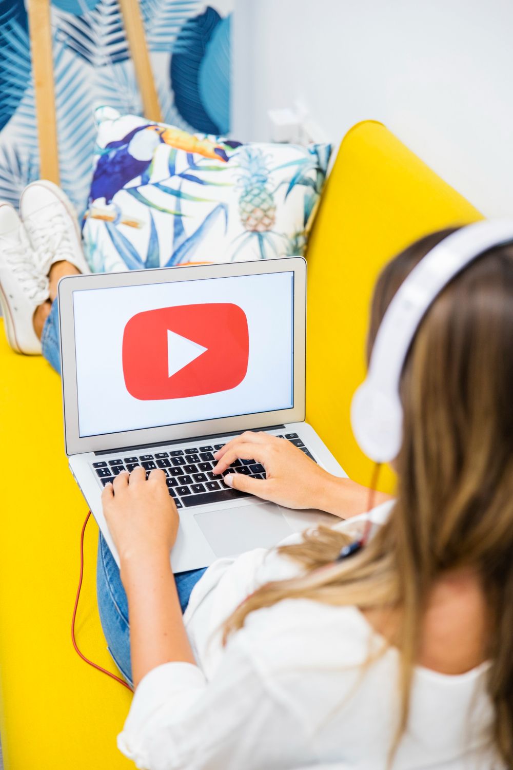 How to Create YouTube Shorts with AI
