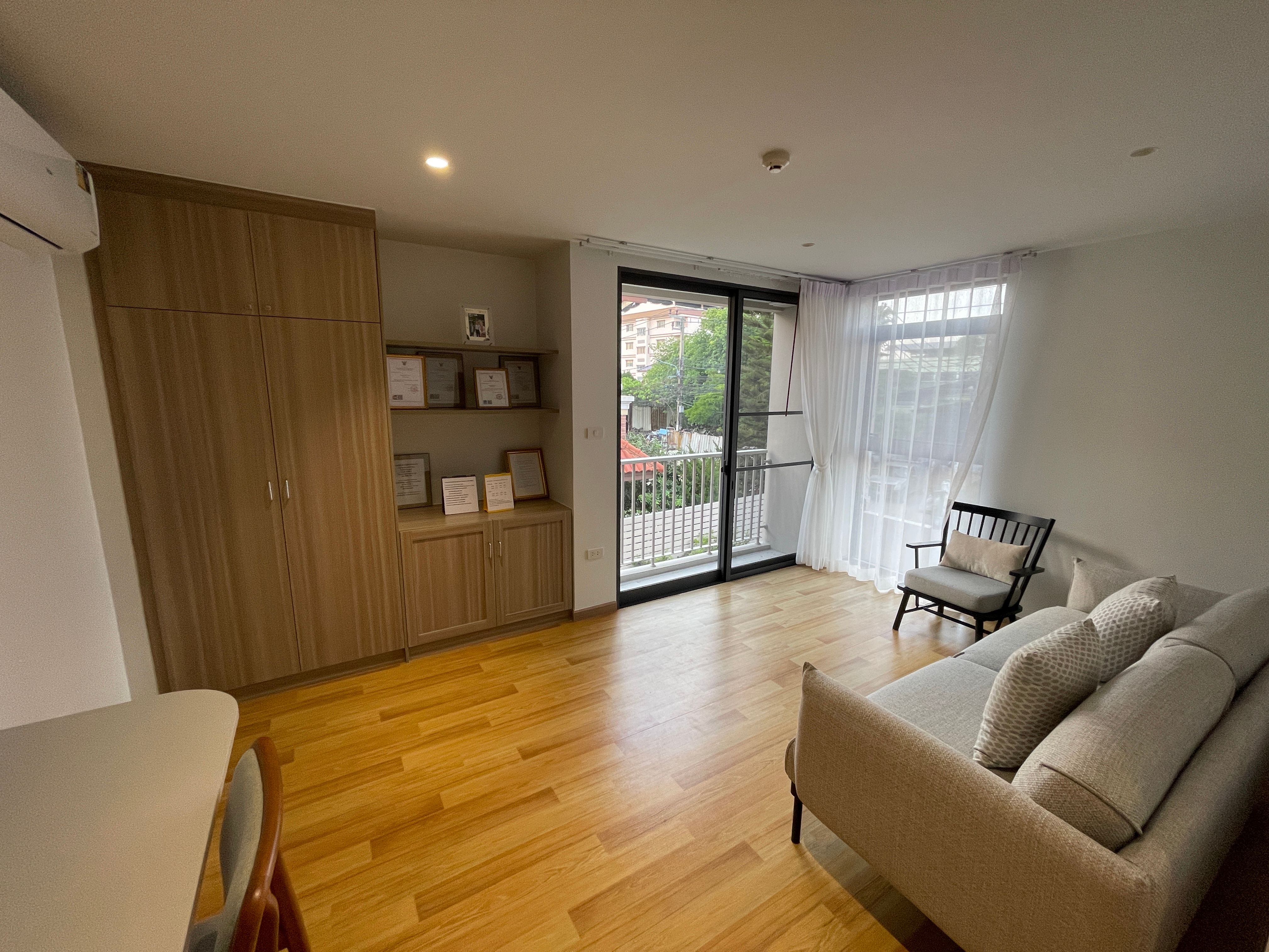 Care gallery photo 8