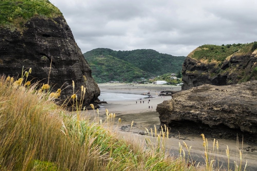 Piha Beach