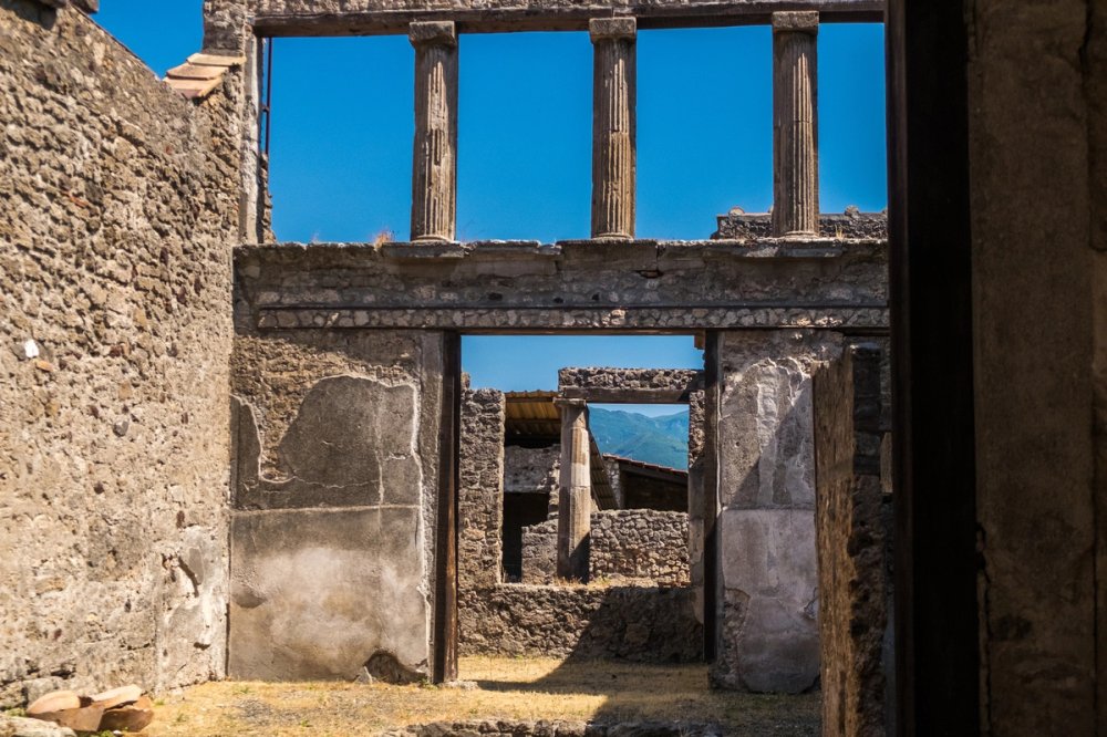 Pompeii frames