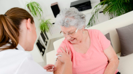 CDC Decides Who Gets The COVID Vaccine First