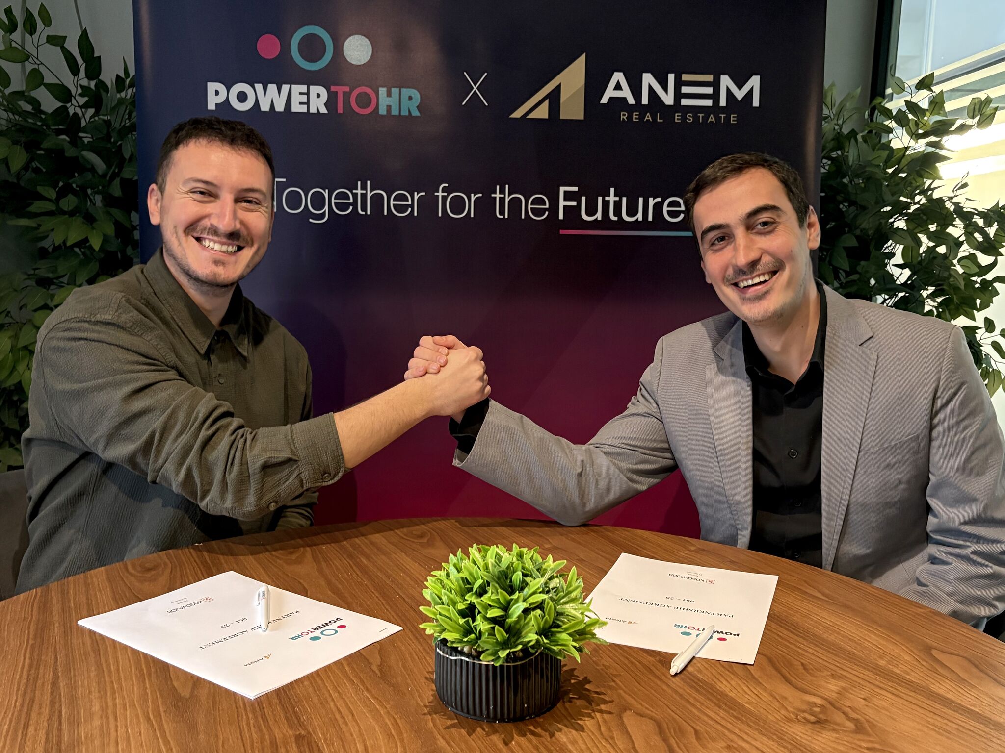 PowerToHR4 forcon zonën e ekspozuesve me Anem Real Estate 