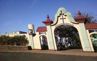 Portada de Cuatro Rosas y un Funeral