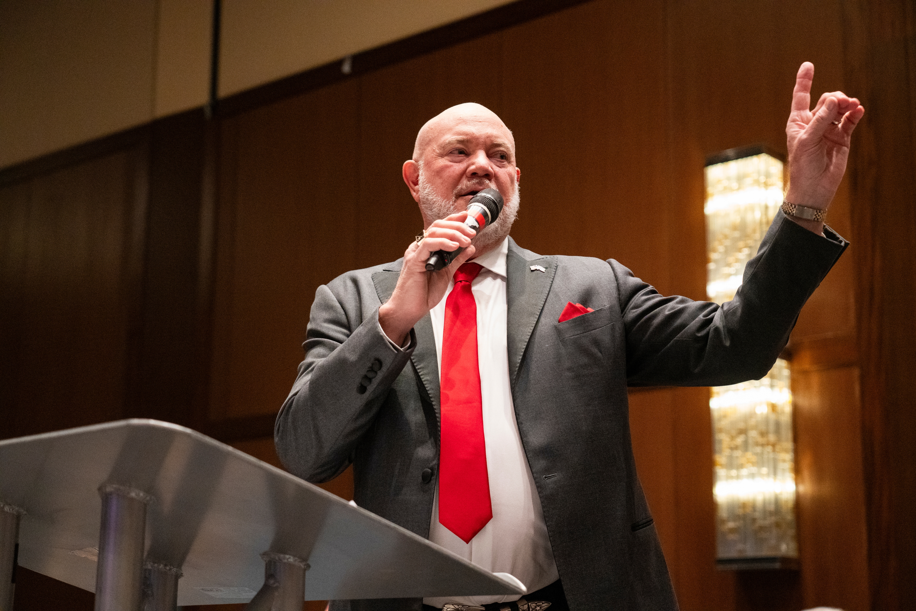 Mike Jones Auctioneers