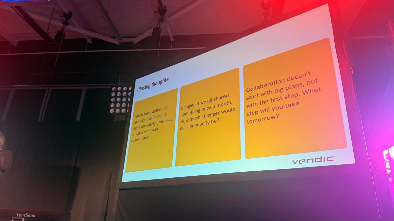 The Closing thoughts slide from the Vendic talk Let your partner talk!, with three prompts about collaboration in the community.