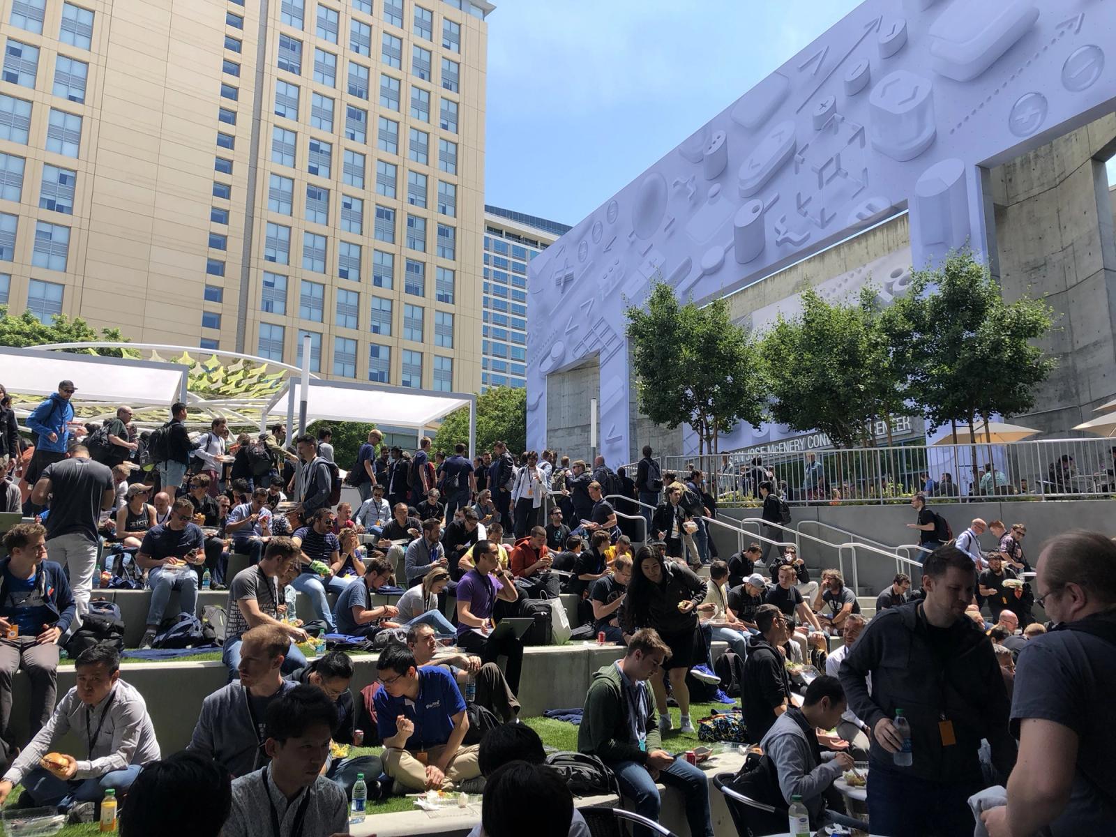 A Photo of the McEnery Convention Center at lunchtime, filled with developers.