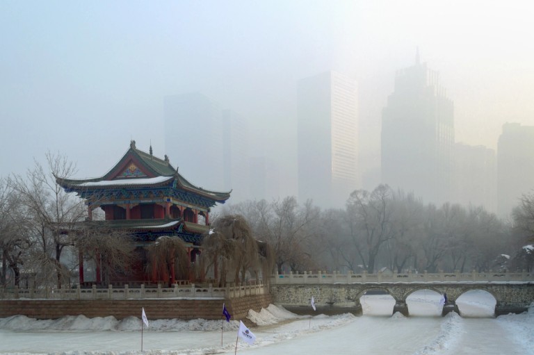 Smog and cooler temperatures in China