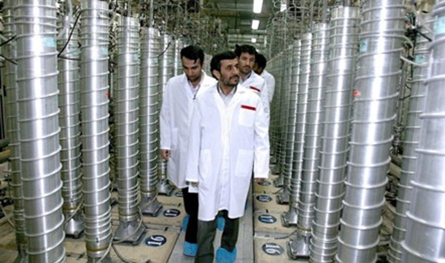 Former Iranian president Mahmoud Ahmadinejad touring the Natanz centrifuges // Nuclear Threat Initiative