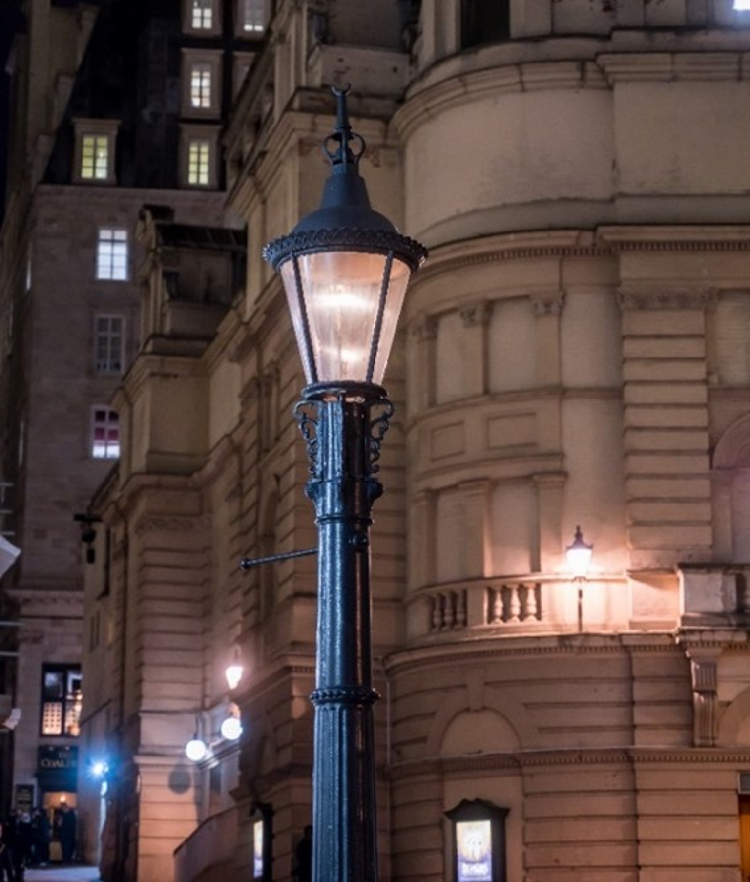 Picture of the Carting Lane gas lamp in London