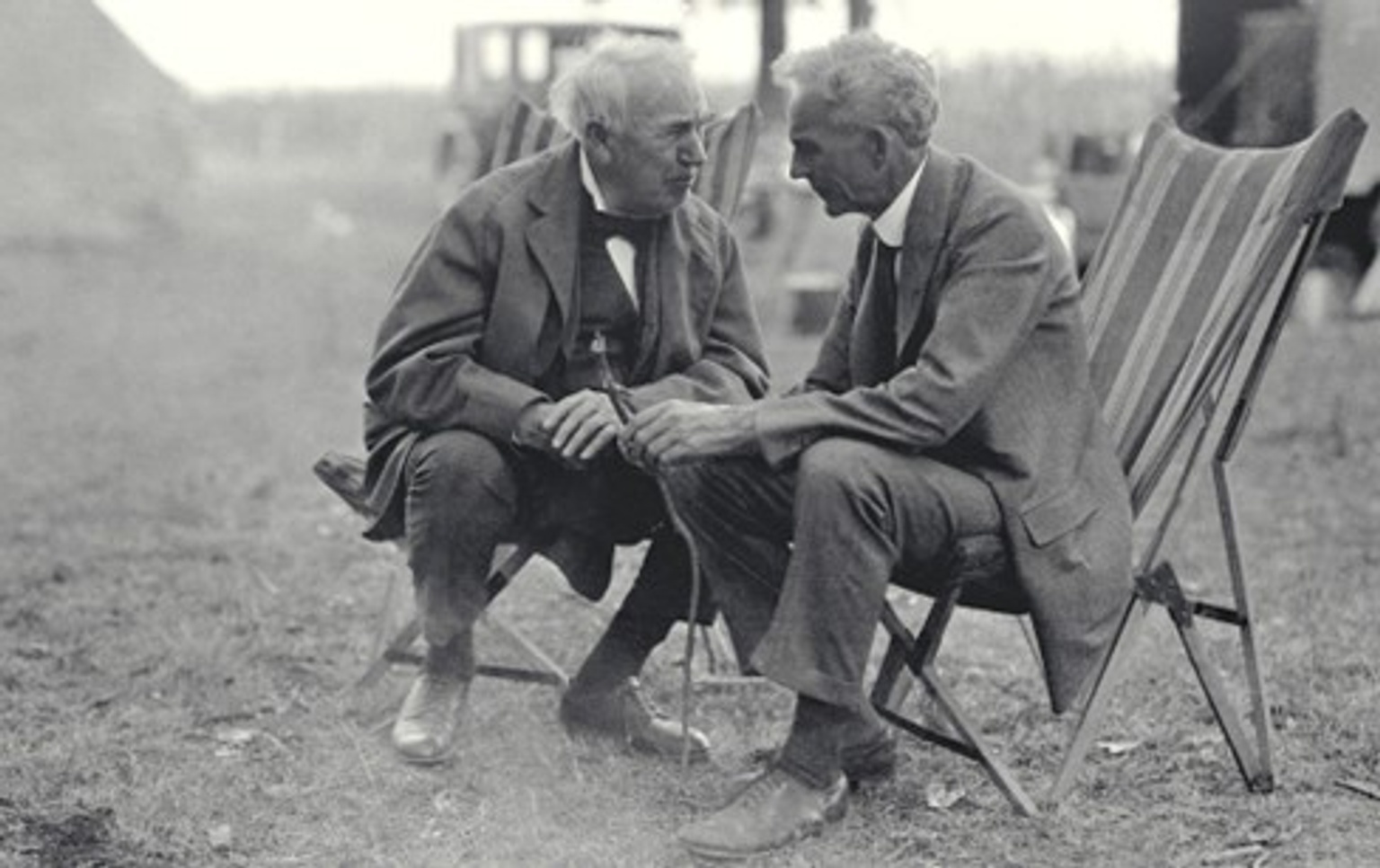 Image of Thomas Edison and Henry Ford sitting together